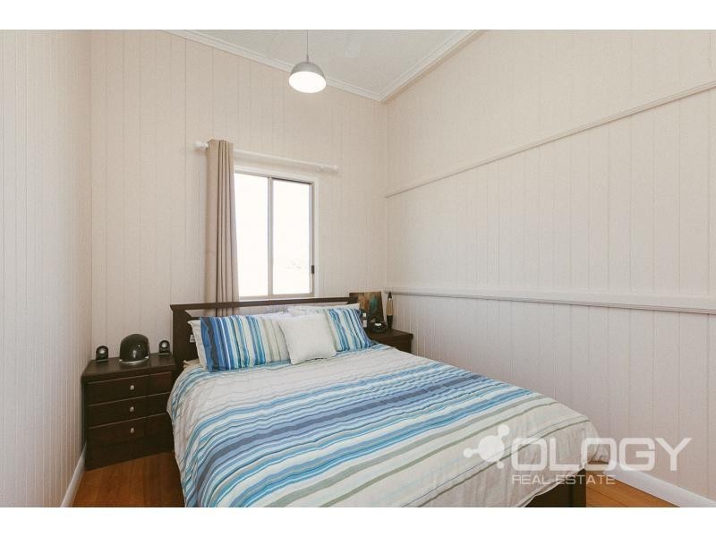 226 Ford Street, Berserker QLD 4701