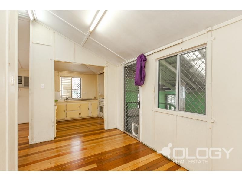 76 Simpson Street, Berserker QLD 4701