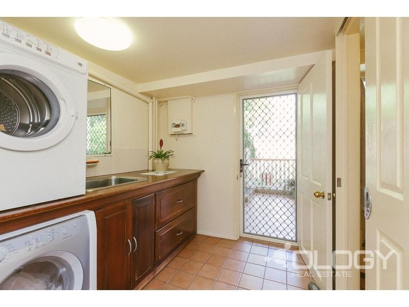 360 Limpus Street, Frenchville QLD 4701