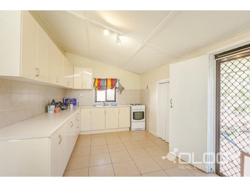 394 Murray Street, Depot Hill QLD 4700