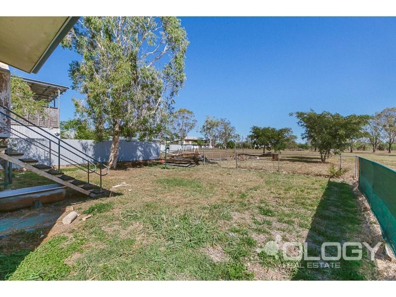 394 Murray Street, Depot Hill QLD 4700