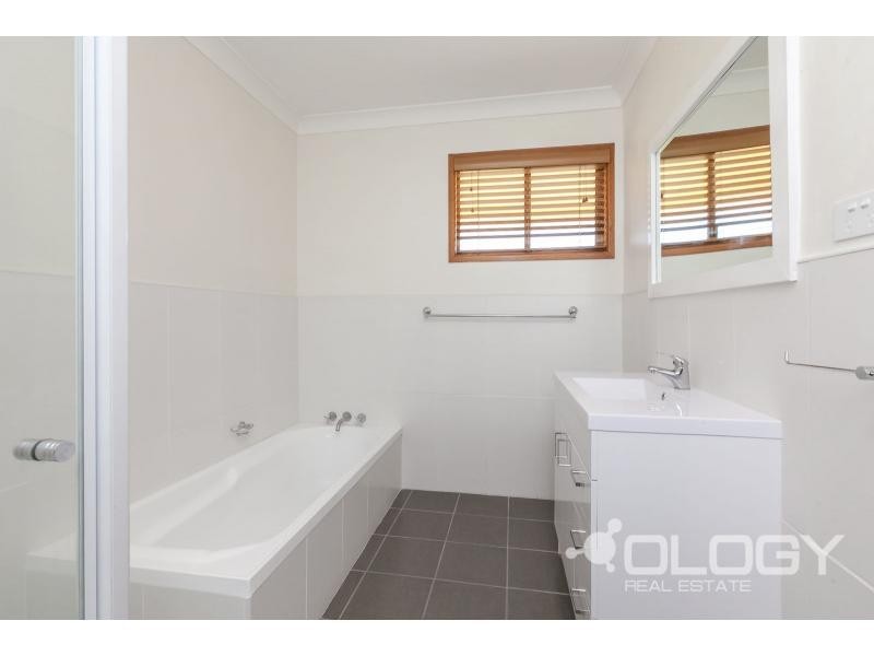 361 Lawrence Avenue, Frenchville QLD 4701