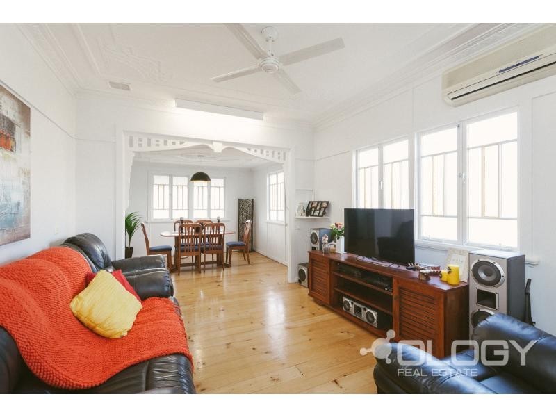 12 Pershing Street, Wandal QLD 4700