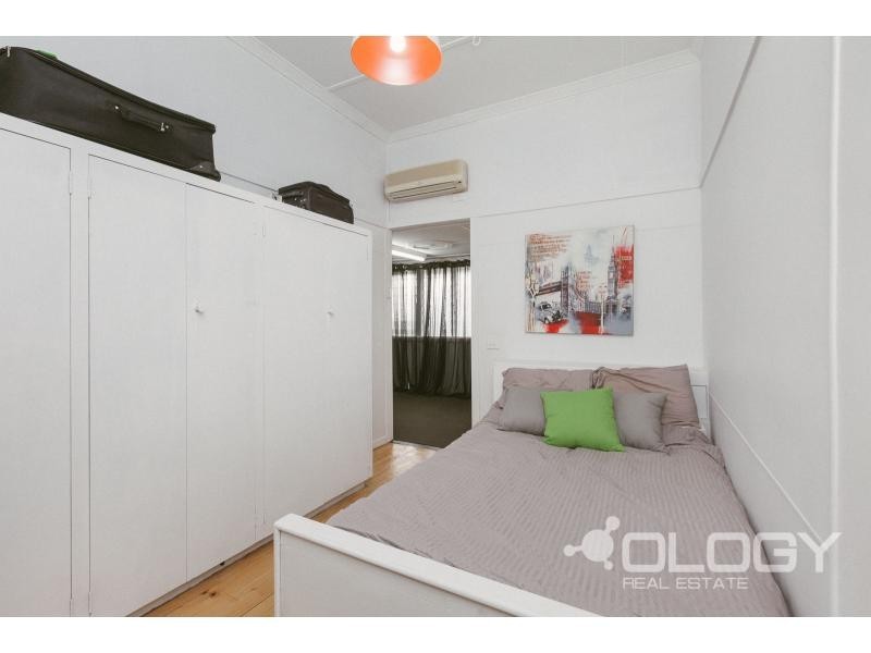 12 Pershing Street, Wandal QLD 4700