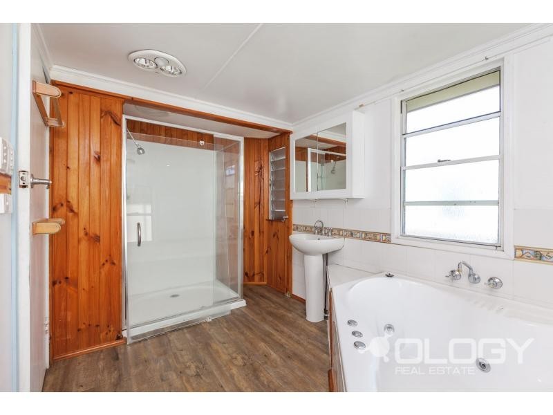 13 Oxford Street, Allenstown QLD 4700