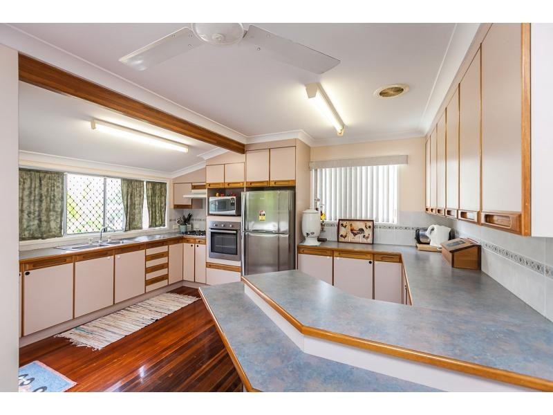 19 Westmoreland Street, Kawana QLD 4701