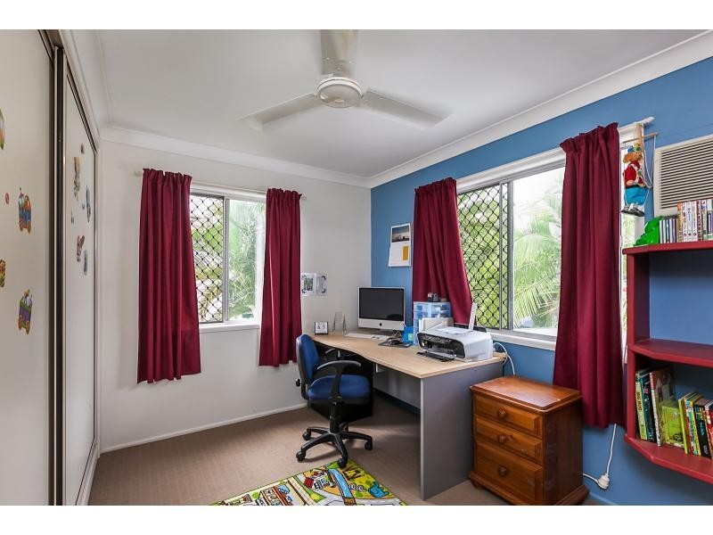 19 Westmoreland Street, Kawana QLD 4701