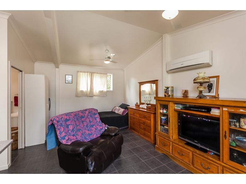 19 Westmoreland Street, Kawana QLD 4701
