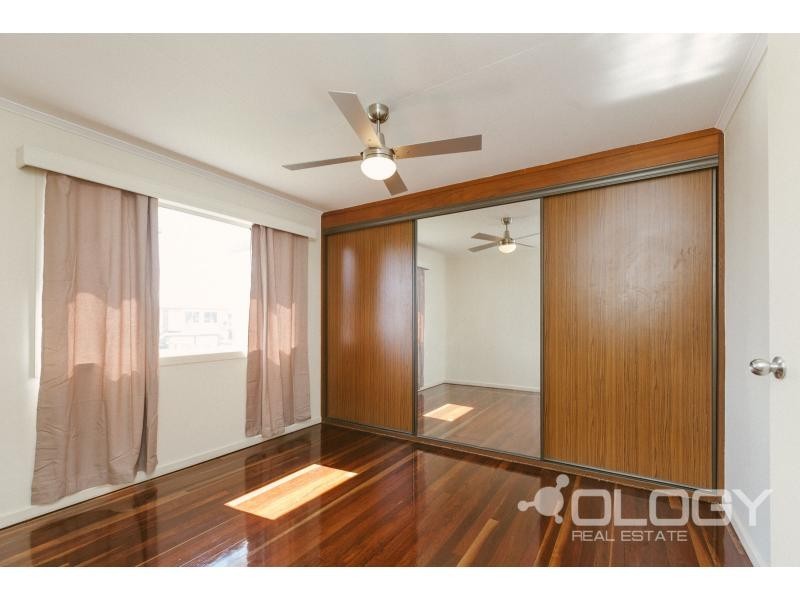230 Richardson Road, Park Avenue QLD 4701