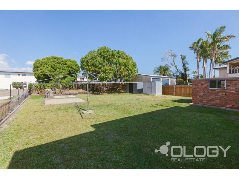 230 Richardson Road, Park Avenue QLD 4701