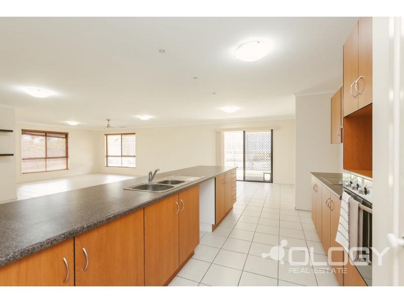 22 Connemara Drive, Kawana QLD 4701