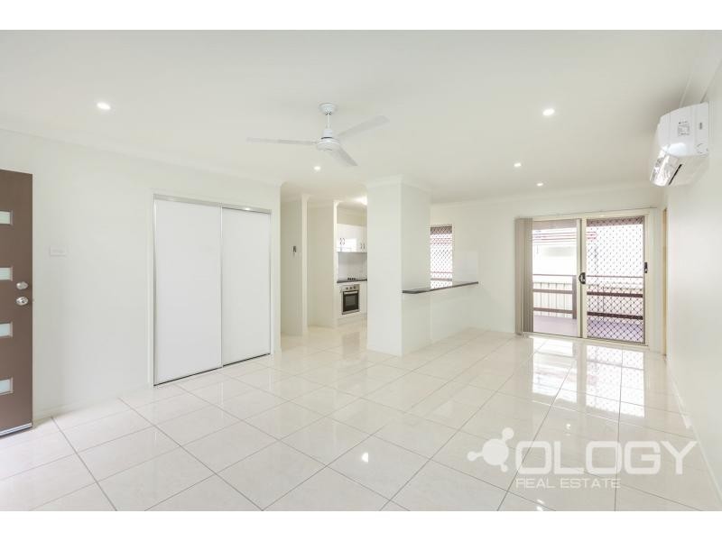 1/352 Rockonia Road, Koongal QLD 4701