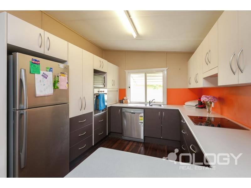 15 Rose Street, Koongal QLD 4701