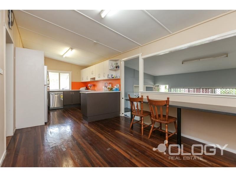 15 Rose Street, Koongal QLD 4701