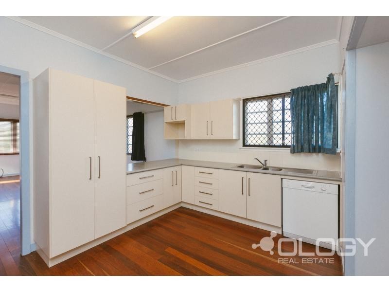 128 Wooster Street, Berserker QLD 4701