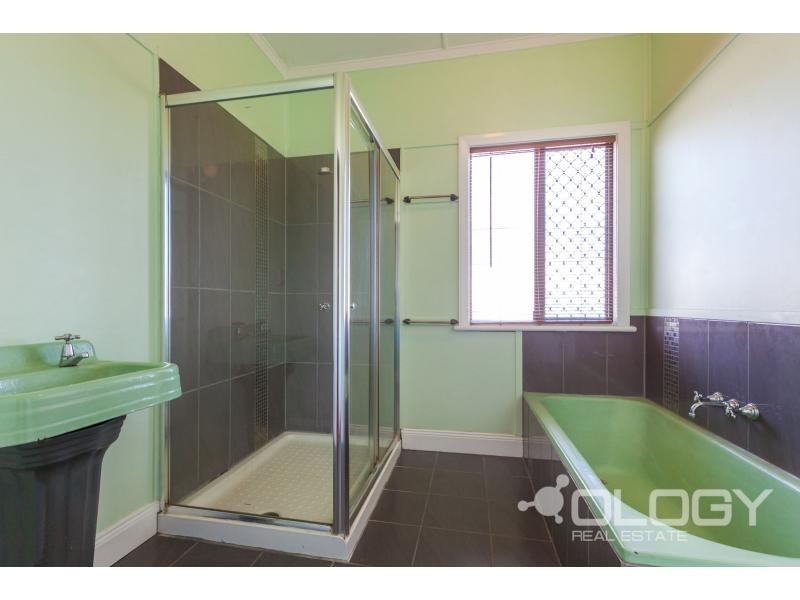 161 Elphinstone Street, Berserker QLD 4701