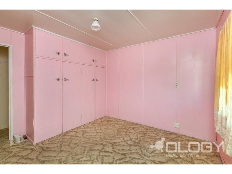 65 Brecknell Street, The Range QLD 4700