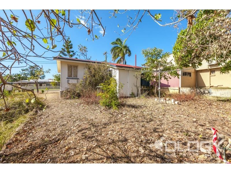 65 Brecknell Street, The Range QLD 4700