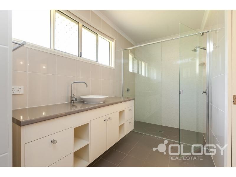 23 Lamington Street, The Range QLD 4700