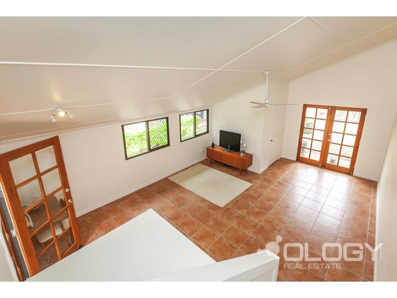 156 Water Street, Berserker QLD 4701