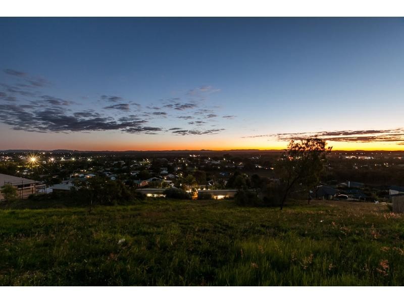 15 Hodda Drive, Kawana QLD 4701