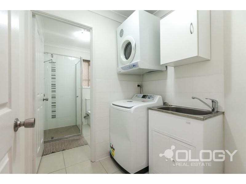 2 Mansfield Street, Wandal QLD 4700