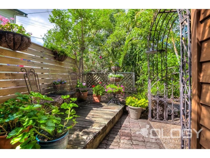 2 Mansfield Street, Wandal QLD 4700