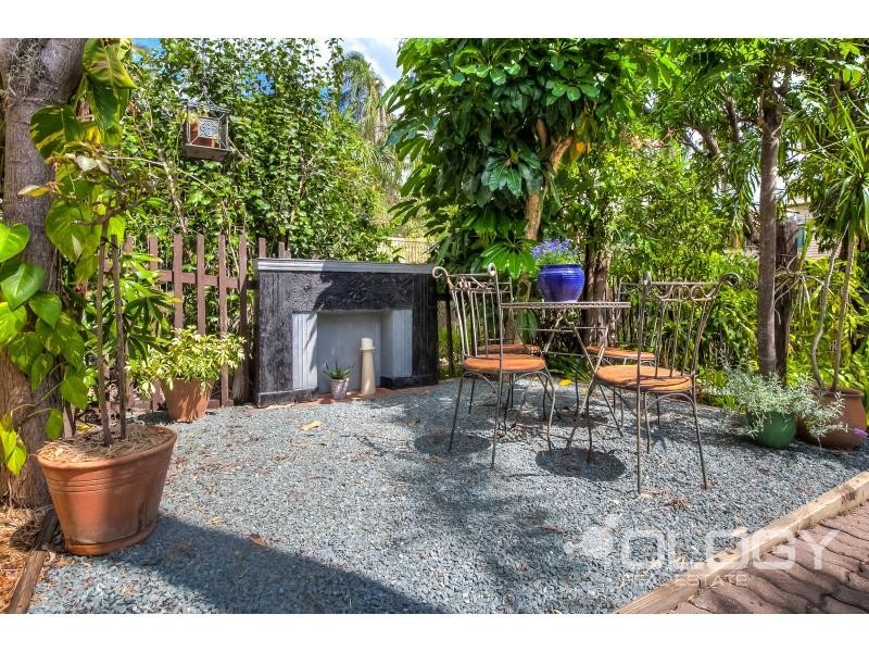 2 Mansfield Street, Wandal QLD 4700