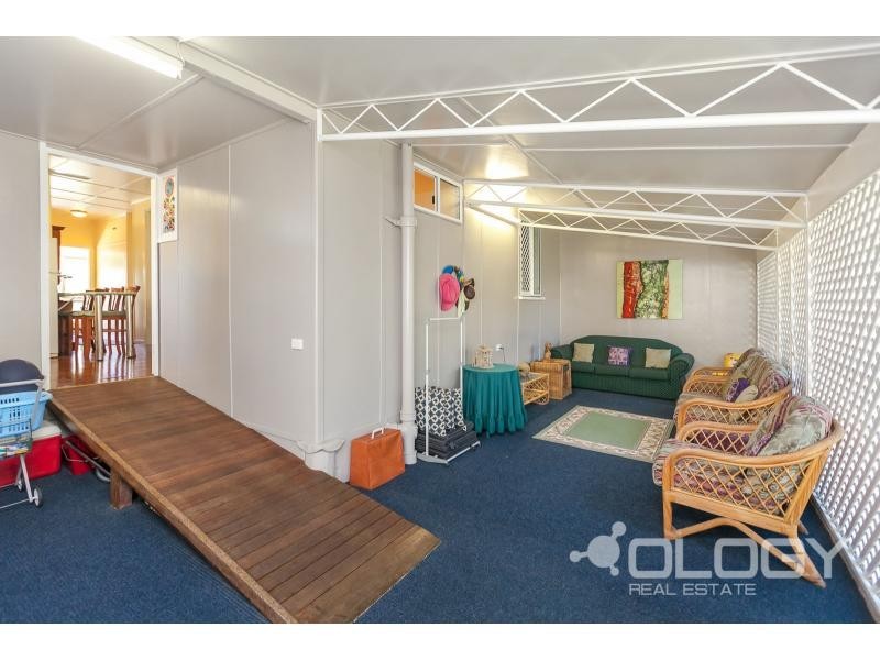 22 Pearson Street, West Rockhampton QLD 4700