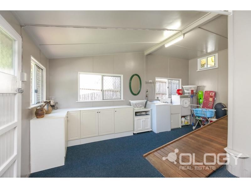 22 Pearson Street, West Rockhampton QLD 4700