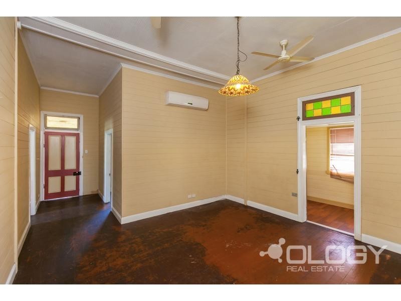 64 Separation Street, Allenstown QLD 4700