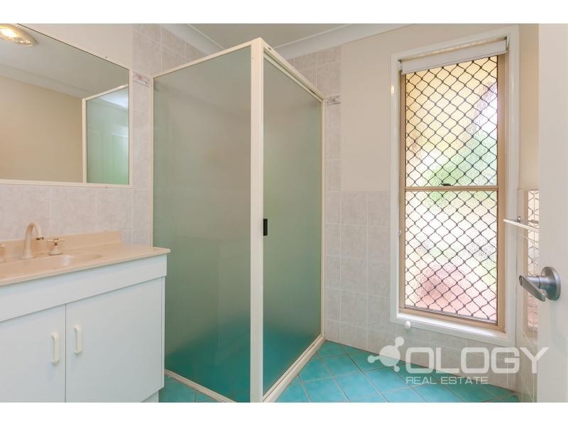 3 Van Haeren Street, Kawana QLD 4701