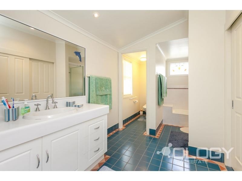 7 Brae-Ross Street, Allenstown QLD 4700