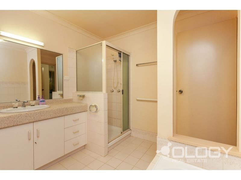 317 Kime Street, Koongal QLD 4701