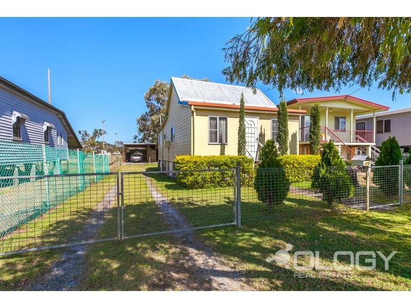 13 Nobbs Street, Berserker QLD 4701