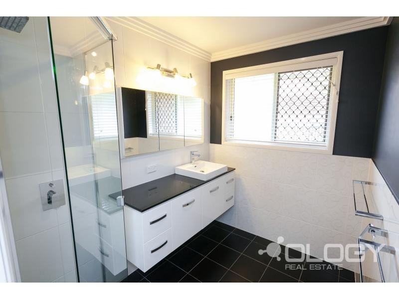 82 Carara Drive, Kawana QLD 4701