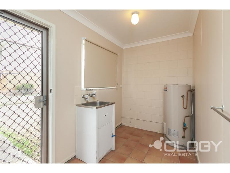 1/12 Westmoreland Street, Kawana QLD 4701