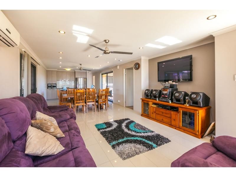 4 Lawson Court, Gracemere QLD 4702