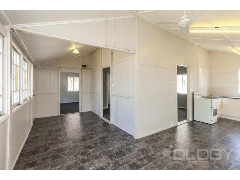 346 George Street, Depot Hill QLD 4700