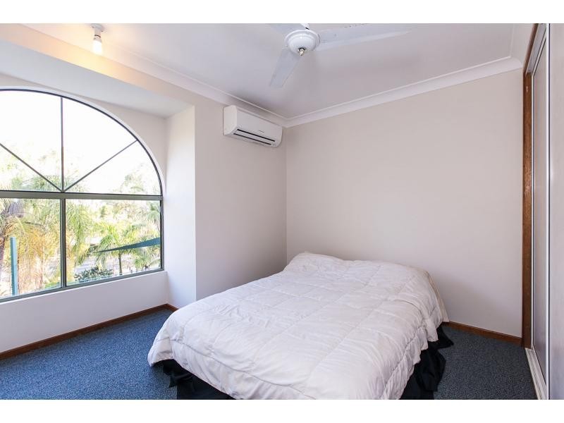 1 Stuart Court, Parkhurst QLD 4702