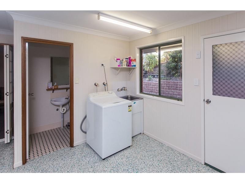 1 Stuart Court, Parkhurst QLD 4702