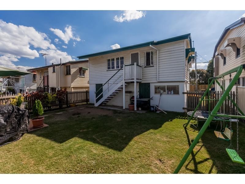 28 Brighton Street, Berserker QLD 4701