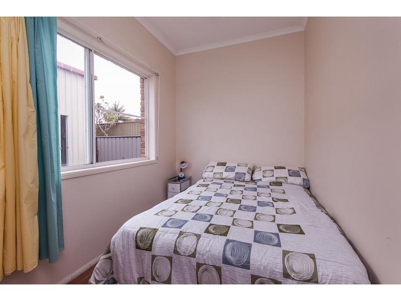 2 Dingwall Street, Keppel Sands QLD 4702