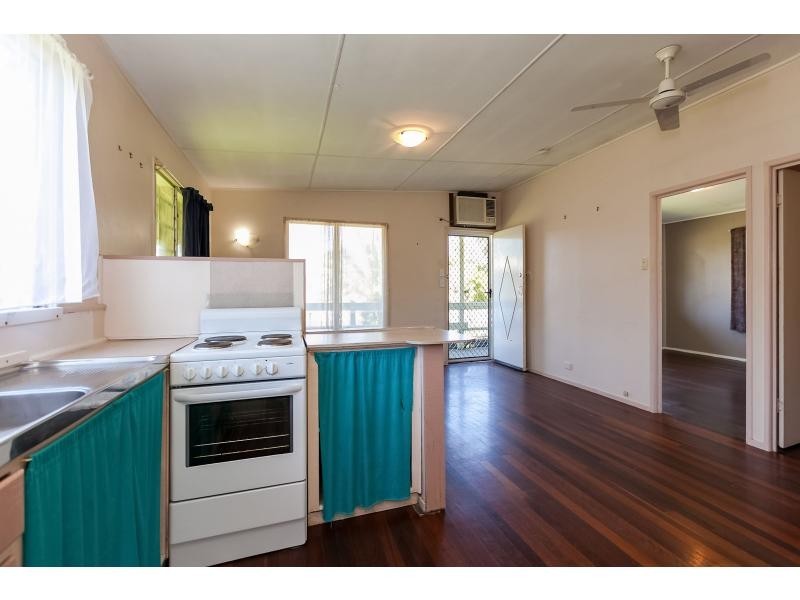 14 Rosslyn Street, Rosslyn QLD 4703