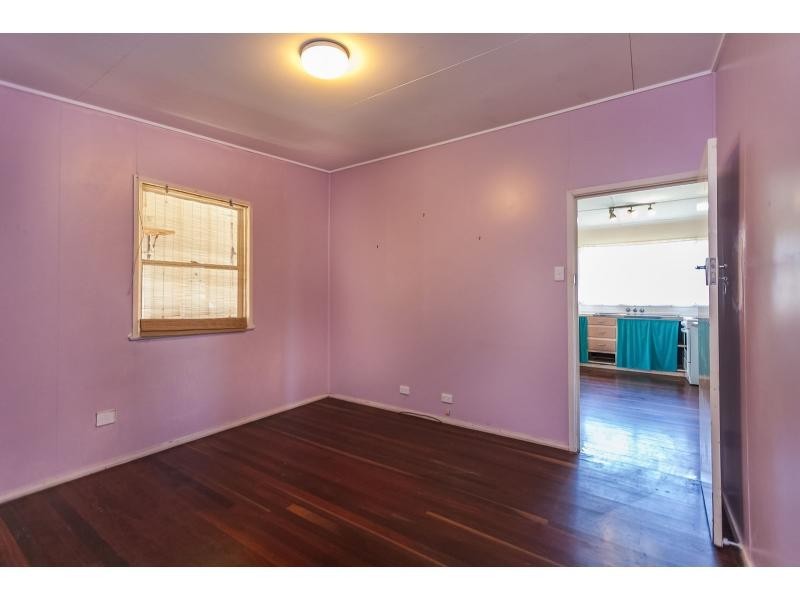14 Rosslyn Street, Rosslyn QLD 4703