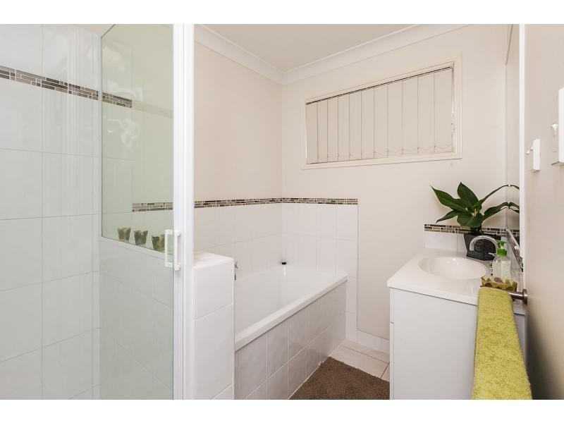 11 Emery Street, Gracemere QLD 4702