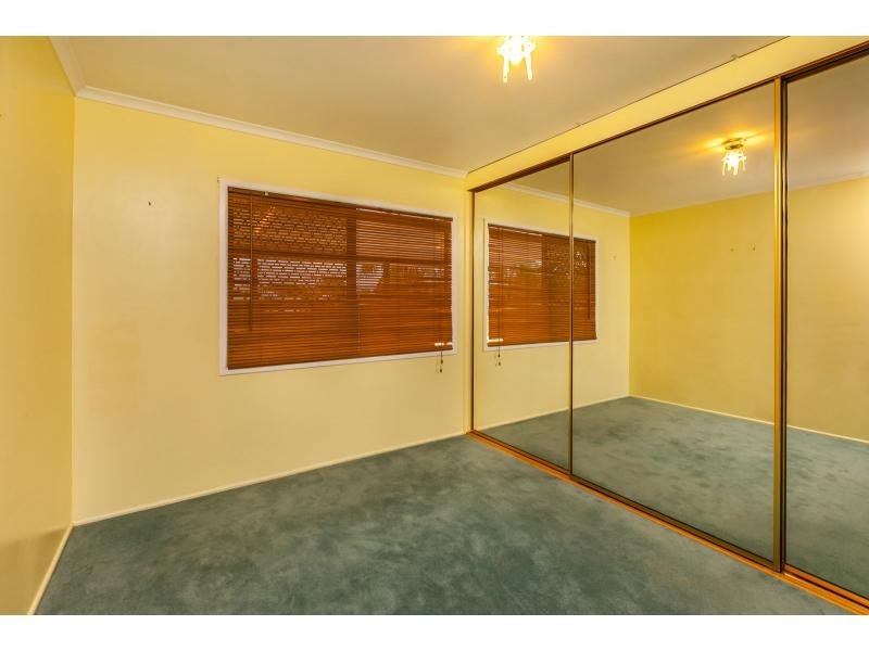 25 Locke Street, Kawana QLD 4701