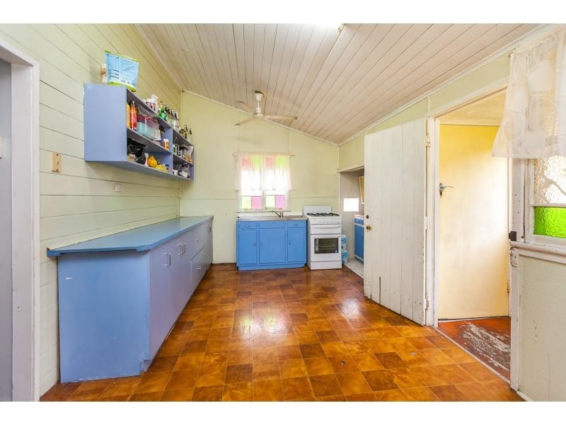 312 East Street, Depot Hill QLD 4700