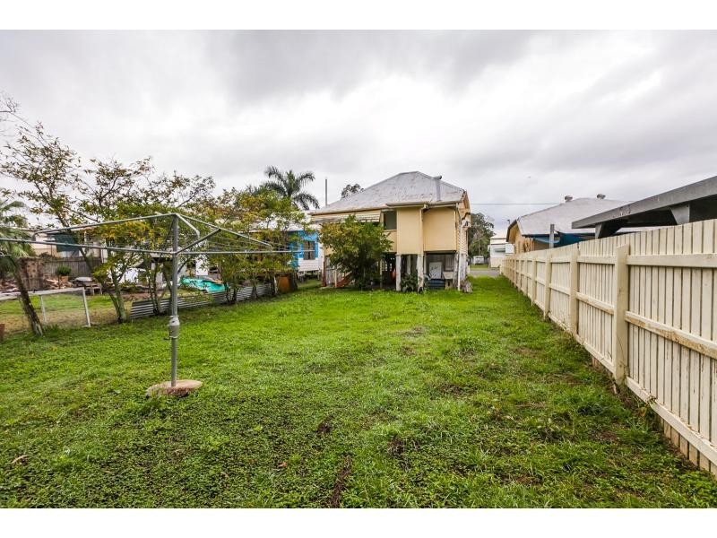312 East Street, Depot Hill QLD 4700