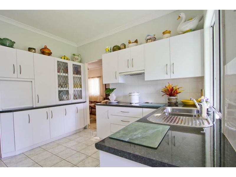 100 Bremner Street, Berserker QLD 4701
